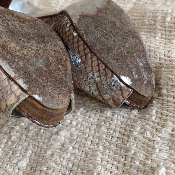 Gorgeous Marciano Snakesin Peeptoe High Heel Leather Pumps 6.5 US - Picture 9 of 11